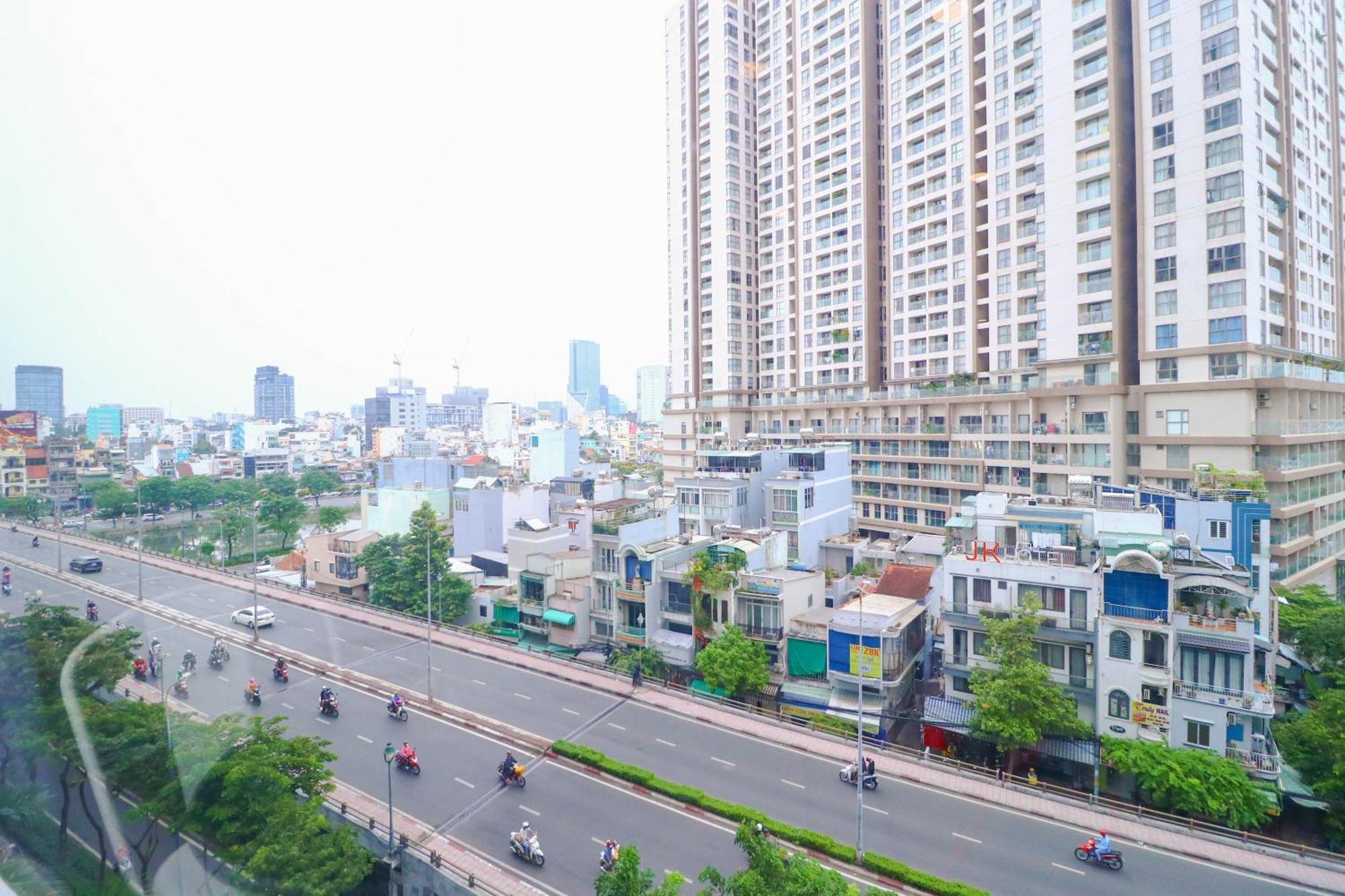 Grand Saigon Centre - Rivergate Residence, Free Gym&Pool Ho Chi Minh-Byen Eksteriør billede